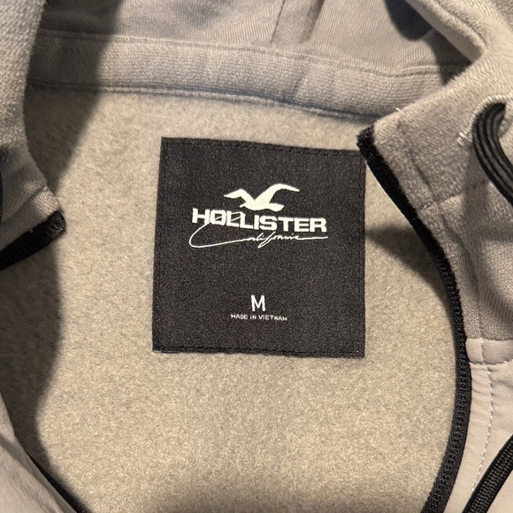 Hollister Men’s Gray Hooded Zip Up Jacket - Picture 2 of 7